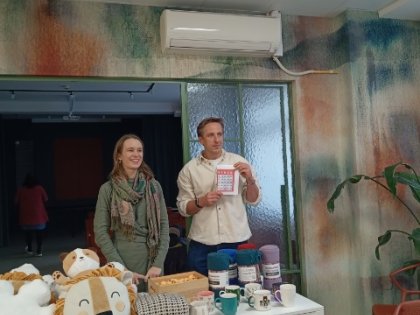 Zdjęcie 2 z 5 do wpisu „Bingo, szarlotka i śpiew”