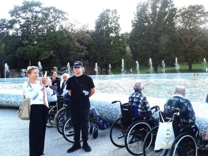Relaks i piękne widoki w parku fontann