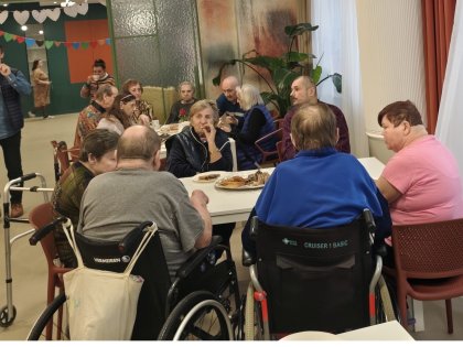 Zdjęcie 29 z 35 do wpisu „PARTNEREM WYDARZENIA                                        JEST SAMORZĄD WOJEWÓDZTWA MAZOWIECKIEGO                                           Romska piosenka na Święto Zakochanych!”