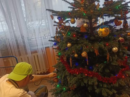 Zdjęcie 1 z 7 do wpisu „Świąteczne dekorowanie 2025!”