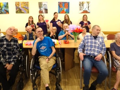 Zdjęcie 1 z 12 do wpisu „„MIĘDZYPOKOLENIOWY KOLAŻ””
