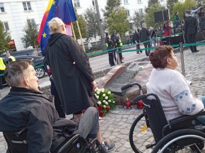 Zdjęcie 4 z 5 do wpisu „Na Skwerze Matki Sybiraczki”