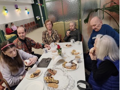 Zdjęcie 30 z 35 do wpisu „PARTNEREM WYDARZENIA                                        JEST SAMORZĄD WOJEWÓDZTWA MAZOWIECKIEGO                                           Romska piosenka na Święto Zakochanych!”