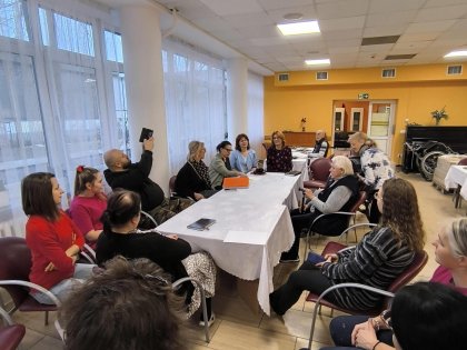Wspólne rozmowy o wystroju wnętrz