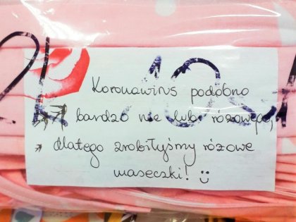 Zdjęcie 3 z 5 do wpisu „Dar inicjatywy Warszawa Szyje Maski dla Medyków”