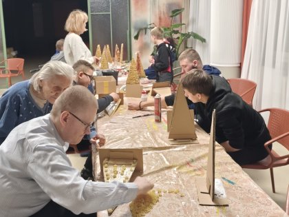 Zdjęcie 4 z 5 do wpisu „Warsztaty świąteczne”